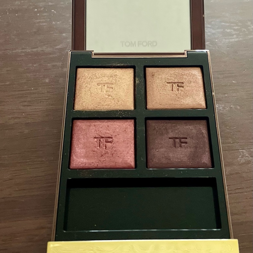 Gently used Tom Ford Honeymoon eyeshadow palette